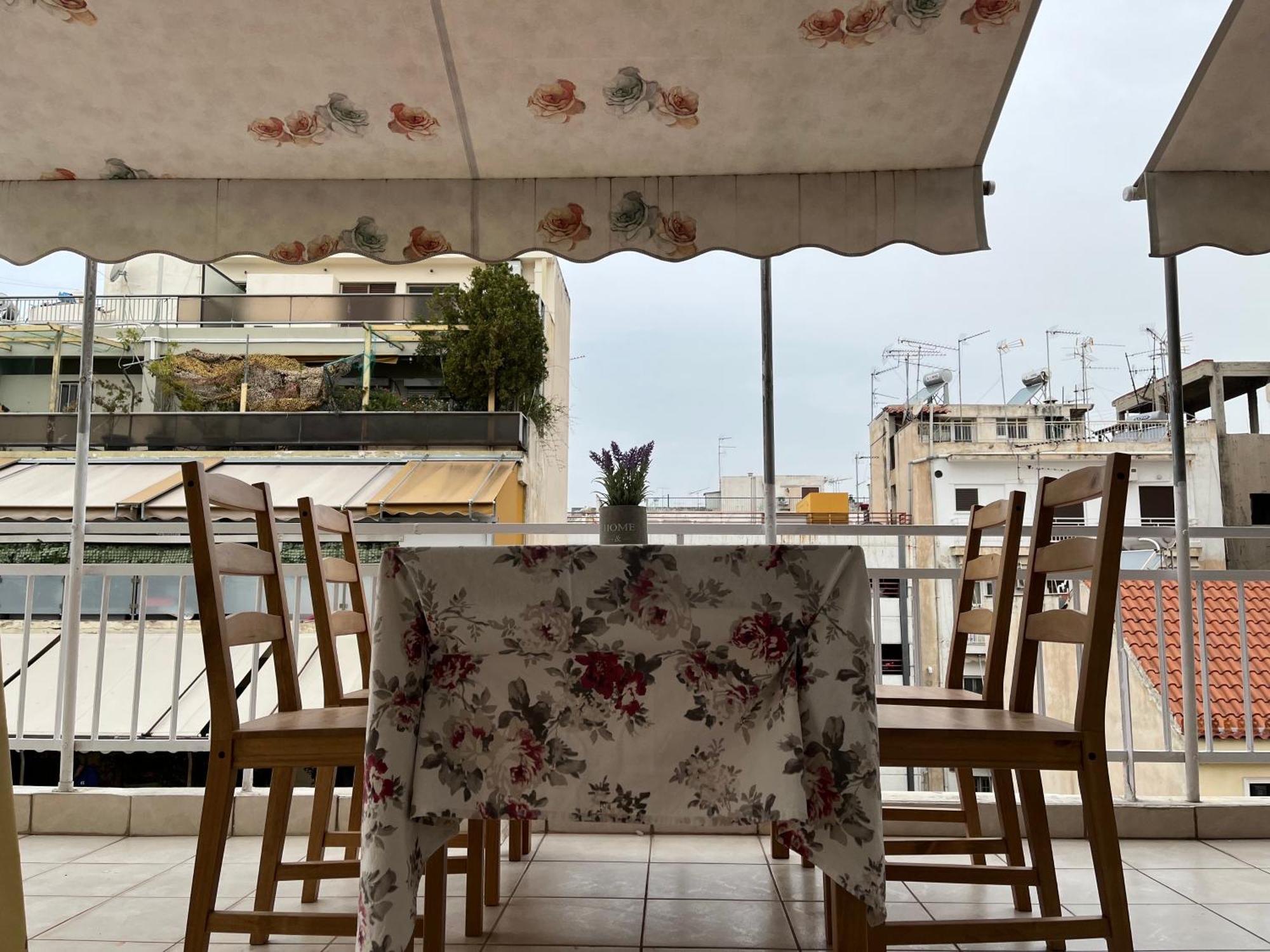 Qqueen House Pireu Exterior foto